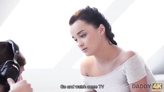 Tini kisasszony és az idős krapek