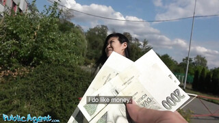 Ázsiai bombázó anyuci pénzért kúrel