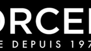 Dorcelclub.com - dupla fekete kisasszony megosztozik egy srácon