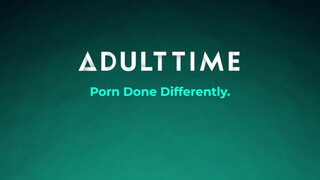 ADULT TIME - nagy csöcsű világos szőke nagy cicis barnával ollózik és szexel