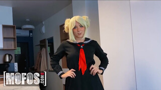 Mofos - Sweetie Fox a cosplayes hölgyemény análba baszva