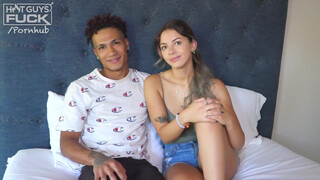 Fiatal kolumbiai pár amatőr szexelése - Hot Guys Fuck