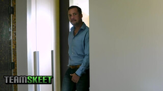 Khloe Kapri feneke durván meghágva - TeamSkeet
