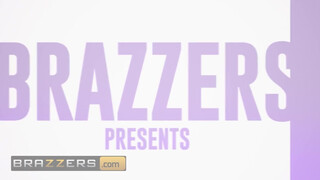 Brazzers - Katie Kush a kurva szemüveges hölgyemény