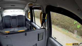 Fake Taxi - Ava Austen popsiba tolva