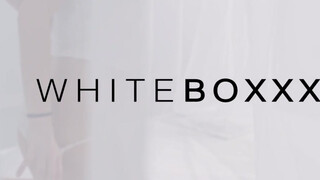 WhiteBoxxx - Zazie Skymm a magyar picsa seggbe rakva