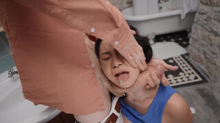 Brazzers - Kira Noir és Ebony Mystique bekapják a pélót