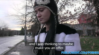 PublicAgent - Orosz kiscsaj szereti a pénzt