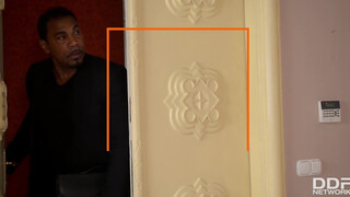 Anissa Kate a kuki szerető titkárnő