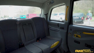 Fake Taxi - Francia escortos csajszi megrakva