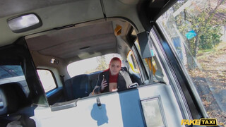 Fake Taxi - Óriás tőgyes latin amerikai spiné
