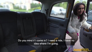 Fake Taxi - Vékony hatalmas mellű spanyol bige