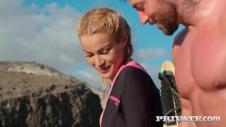 Private com - Cherry Kiss a fullos szörfös nőci