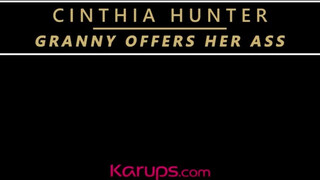 Karups - Cinthia Hunter hátsó bejáratba baszva