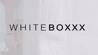 WhiteBoxxx - Taylor Sands a izgató holland hölgyemény