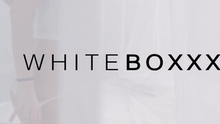 WhiteBoxxx - Blue Angel a izgató magyar hölgyemény