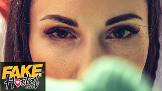 Fake Hostel HD - Lilu Moon a bombázó orosz kiscsaj