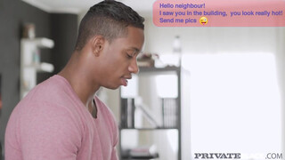 Private Interracial - Anita Bellini kinyalva és megdöngetve