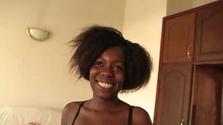 Csinos csoki amatőr interracial anál casting forgatás szexfilm