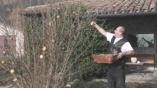 Szexy világos szőke tini amatőr popsiba kefélve és szájba lőve nagy farasszal